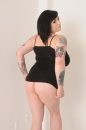 Scarlet Lavey's voluptuous curves picture 13